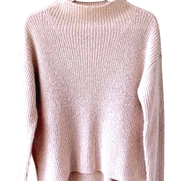 Beyoutifull Sweaters - BEYOUTIFUL 100% Powder Pink Wool Sweater size Medium